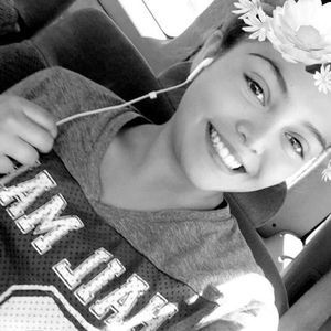 Meet your Posher, Annavelle